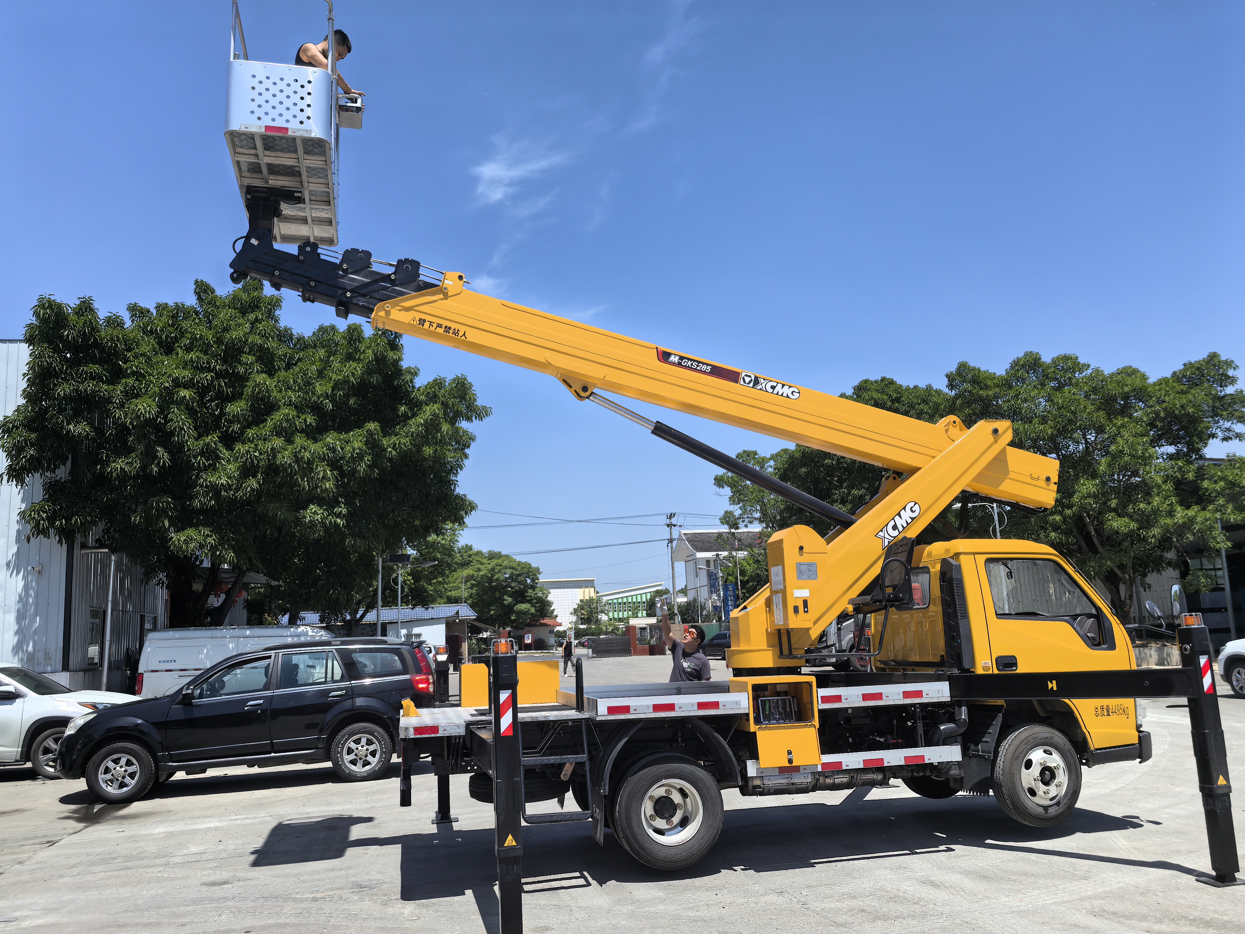 成都登高車租賃